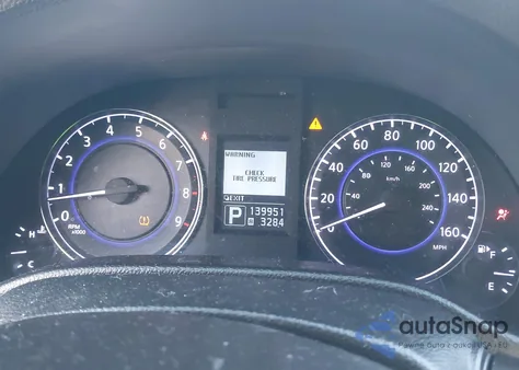 2013 Infiniti G37X из США, поврежденный, VIN JN1CV6AR1DM767744